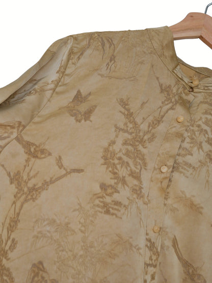 Ink-wash print natural colour mandarin collar shirt detail