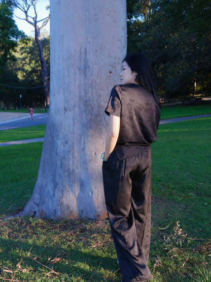 Panda Whispers in Ink Bamboo - Silken Black Lounge Set (墨竹熊语）