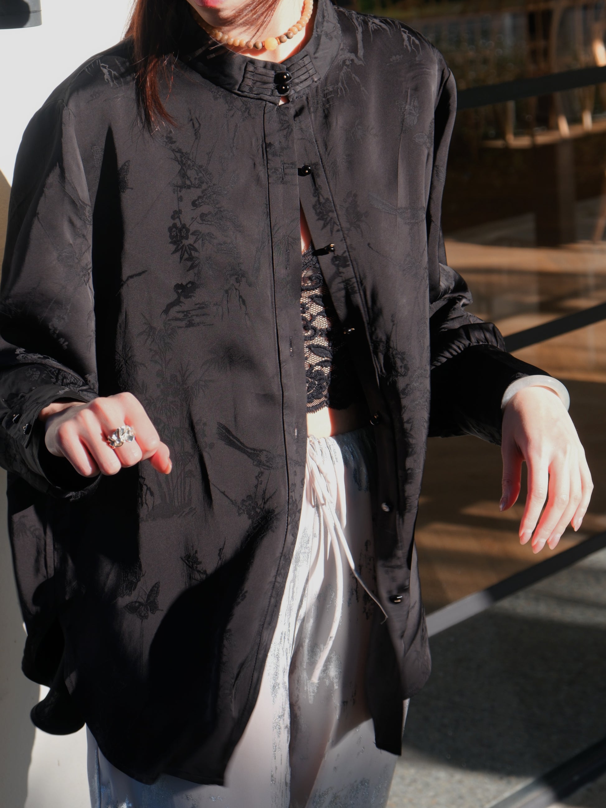 print_black_mandarin_shirt